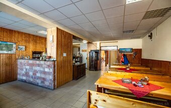 RD na podnikanie v obci SMOLENICE, pozemok 1105 m2 - 3