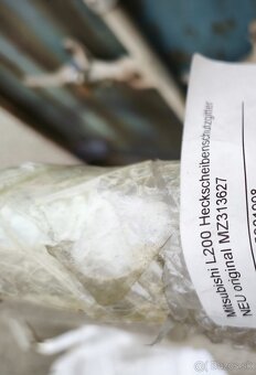 MITSUBISHI/NASLAPY/ZADNY OCHRANNY RAM - 3