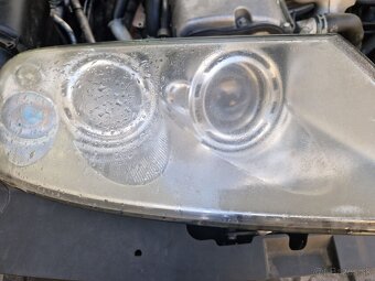 Ľavý xenón VW Touareg 7l - 3
