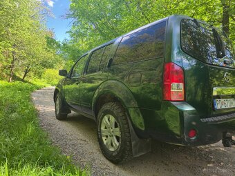 Nissan Pathfinder 2.5 rok 2006 - 3