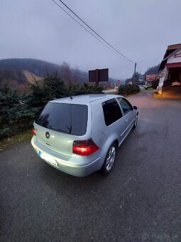 VW Golf IV 1.6 77kw - 3