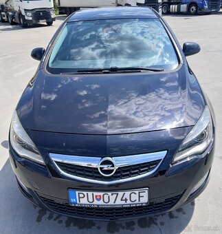 Opel Astra J 1.6i 85kw Automat - 3