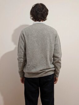 V-Neck Cardigan UNIQLO šedý kardigan Premium Lambswool - 3