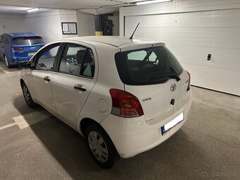 Predám Tyota Yaris 1.0 5D - 3