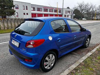 Peugeot 206+ 1.1 44kw - 3