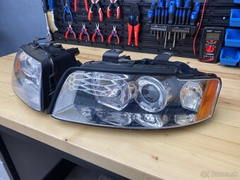Audi A4 B6 USA xenon - 3