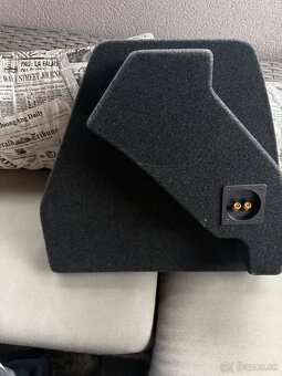 Bedňa subwoofer do V W GOLF 5-6 - 3