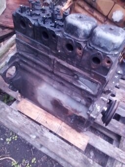 motor zetor 4001 - 3