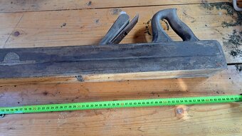 VELIKÝ HOBLÍK. - 3