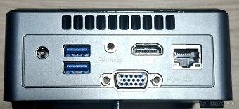 Intel NUC model:NUC6CAY - 3
