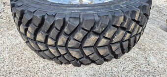 Pneu 265/70 R16 - 3