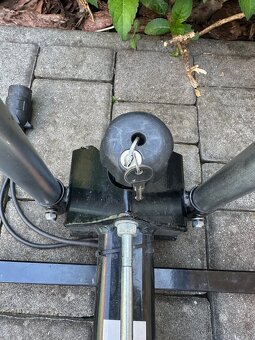 Nosič bicyklov na ťažné zariadene - 3