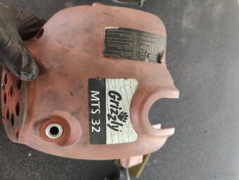 Rozpredám krovinorez Grizzly MTS 32 - 3