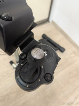 Predám Logitech G920+logitech driving force shifter + stojan - 3