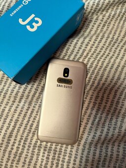 Samsung Galaxy J3 2017 - 3