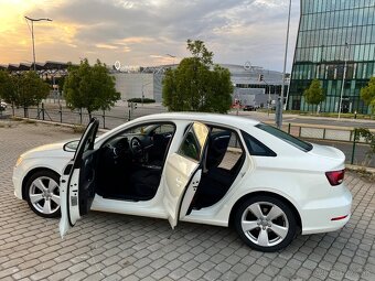 Audi A3 1.6 TDI 105k DPF Ambiente S tronic Limousine - 3