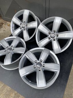 ✅ R17 ®️ Originál VW Corvara 5x112 ET41 ✅ VW Škoda Seat - 3