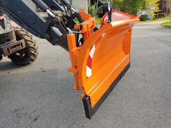 Predám čelný natáčaci pluh na sneh - 3