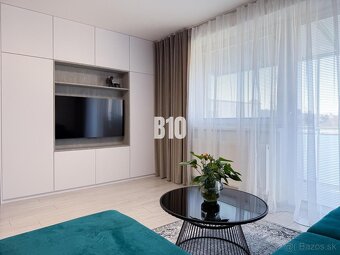 Luxusný 2-izbový byt v centre Nitry s možnosťou garážového s - 3