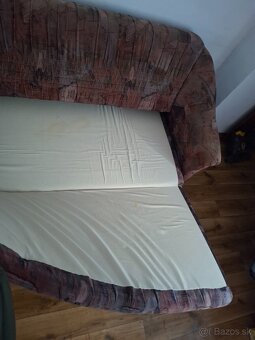 Rozkladací gauč a 2 kreslá - 3