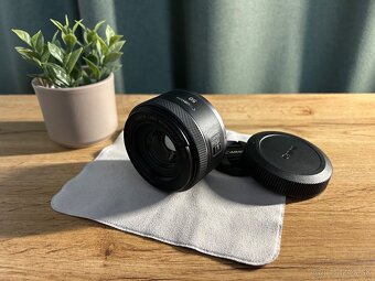 Canon RF 50 mm f/1,8 STM (top stav) - 3