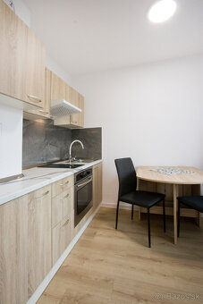 Na prenájom 1-izbový byt v centre Šamorína - 3