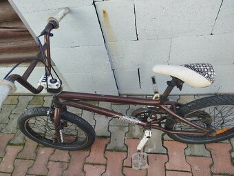 Hnedý bicykel - 3