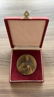 Zbierka medailí a odznakov - 3