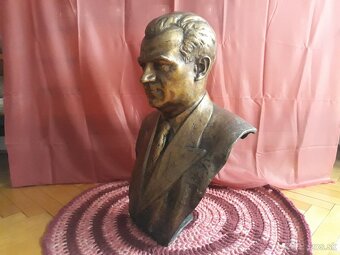Busta "Klement Gottwald"...Viktor Dobrovolný 1949... - 3