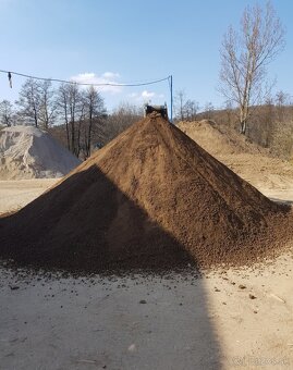 Preosiata Zem -Osievana zem- Kompost-Kontajnery-Štrky-Piesky - 3