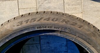 315/40r21 Pirelli ScorpionWinter MO - 3