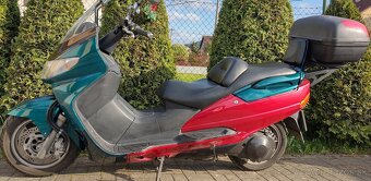 Suzuki burgman 250 - 3