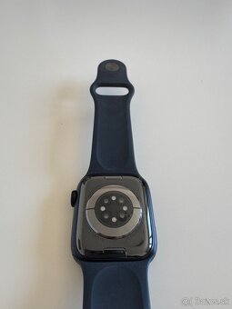 Predám Apple Watch 7 41mm - 3
