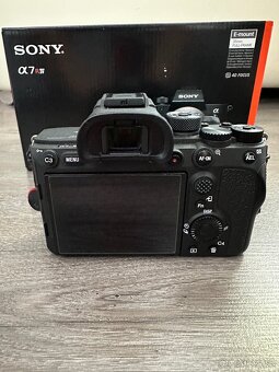 Sony Alpha A7R IVA - 3