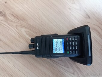 TH-UV8200 - 3