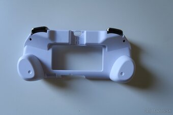 PS VITA 2000 GRIP - 3