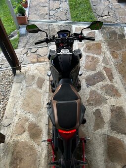 Honda CB650R - 3