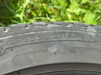 225/45 R17 - 3