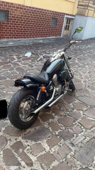 Honda vt 750 shadow - 3