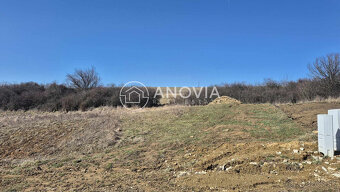 Pozemok určený na výstavbu - Podhorany - 3