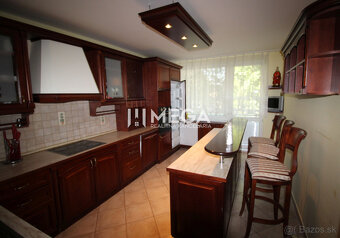 REZERVOVANÉ - NA PREDAJ 2 BYTY SPOJENÉ DO JEDNÉHO CELKU - 3