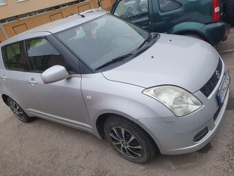 Suzuki swift - 3