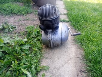 Motor jawa 250/353 - 3