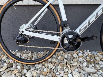 Scott Addict RC 10 pearl white 2021 - 3