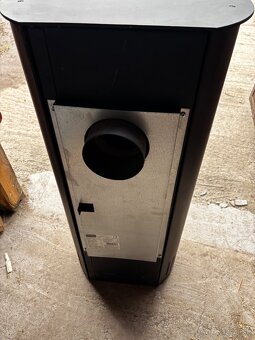 Predám nové krbové kachle Ackerman W9 – 6 kW - 3