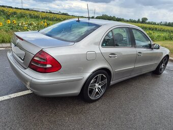 Predám Mercedes Benz W211 E220 CDI 90kw A/T R.v.2006 - 3