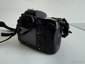 Nikon D7000 - 3