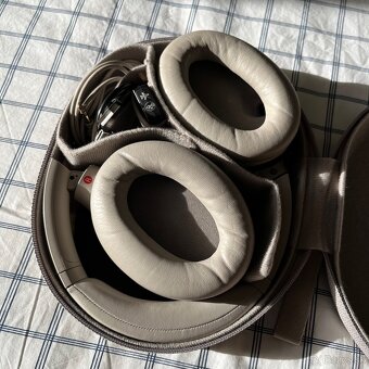 Sony WH-1000XM4 - 3