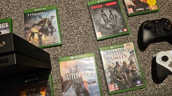 Xbox One X + 2x joypad + hry -aj vymením - 3