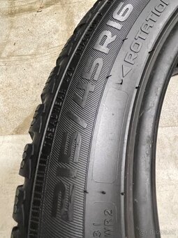Nokian 215/45 R16 zimné - 3